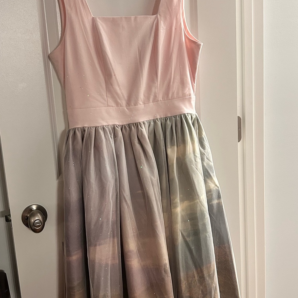 Her Universe emerald city wicked dress W M/6-8 - Picture 9 of 9